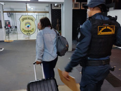 Moradora no Maranhão, mulher é presa em Dourados levando droga para Campo Grande (Imagem: Adilson Domingos)