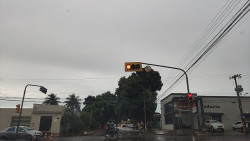 Em Dourados, muitas nuvens com pancadas de chuva e trovoadas isoladas (Imagem:
