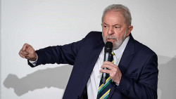 STF mantém julgamento sobre Lula em plenário e deixa decisão para esta quinta-feira