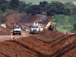 Asfalto da MS-278 vai ligar regiões produtivas de Fátima do Sul e Caarapó