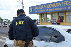 A PRF registrou 18 acidentes, sendo 4 graves, sendo que 2 pessoas ficaram feridas e quatro mortes foram registradas (Imagem: Assessoria/PRF)