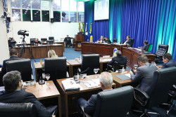 Vereadores de Dourados aprovam oito projetos na 12ª sessão do ano