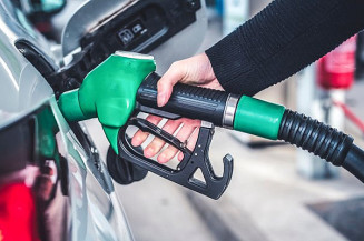 Foram pesquisados 40 estabelecimentos na cidade de Dourados e Distritos, sendo comparados os preços do etanol, da gasolina comum e aditivada, do diesel comum e S10 (Imagem: Reprodução)