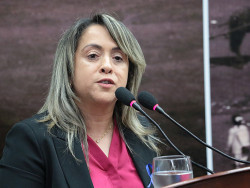 Promotor manda polícia ouvir testemunhas contra vereadora Maria Imaculada