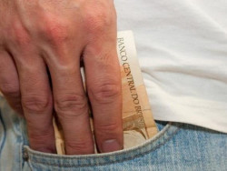 No último sorteio, no dia 30 de abril, dois campo-grandenses fizeram a sena e, cada um deles, vai receber R$ 50 mil (Imagem: Subcom)