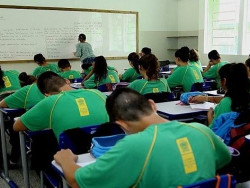 O salário inicial em Mato Grosso do Sul é de R$ 8.381,63 para professor graduado com carga de 40h/aula (Imagem: Subcom)