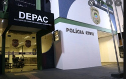 O pai, homem de 44 anos, teria fornecido a bebida e foi levado para a Depac (Imagem: Reprodução)