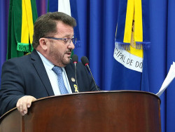 Laudir cobra informações sobre obras não concluídas no Jequitibás