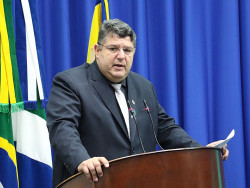 Aliado de Alan atropela colegas de partido e ocupa cargo em CPI