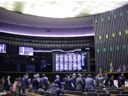 Plenário da Câmara dos Deputados, em Brasília (Imagem: O Globo)
