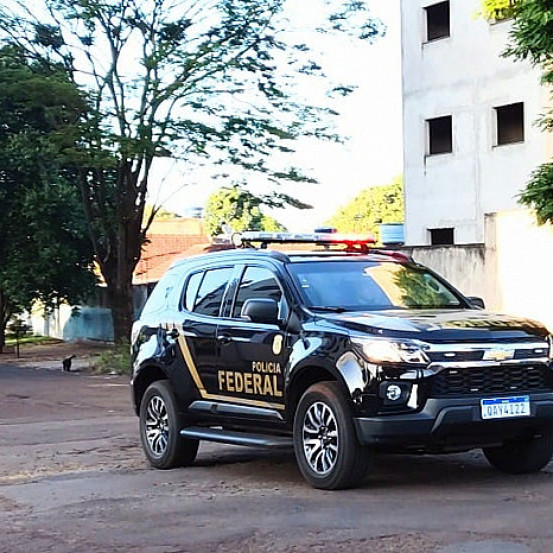 Polícia Federal cumpre mandado de busca e apreensão em Dourados (Imagem: Adilson Domingos)