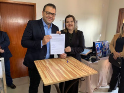 Daniela é nomeada por Alan Guedes como secretária de Assistência Social