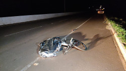 Jpvem ciclista morto na MS-156 (Imagem: Adilson Domingos)