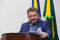 Laudir questiona falta de profissionais para atendimento infantil