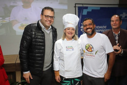 Karine Lopes vence etapa douradense do 1º Desafio de Merendeiras