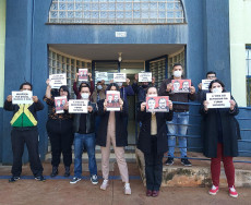 Servidores da Funai fazem protesto em Dourados contra desaparecimentos