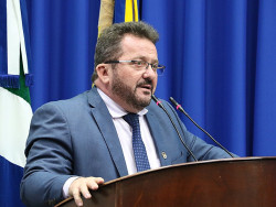 Laudir cobra urgência na pavimentação do Parque dos Jequitibás