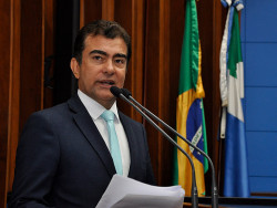 Aprovado projeto para conscientizar sobre câncer infantil ocular em MS