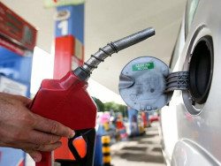Ninguém segura: gasolina sobe 5,18% e diesel 14,26%