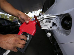 Gasolina chega a R$ 7,43 em Dourados; diesel supera os R$ 7,60