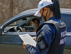 Esta é a última semana para pagar licenciamento de placas com final 3 e 4