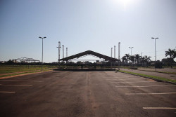 Prefeitura começa a montar estrutura da 43° Festa Junina