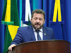 Laudir apresenta projeto para combater desperdício de alimentos