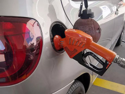 Gasolina chega a R$ 7,56 e fecha 1º semestre com alta de 10%