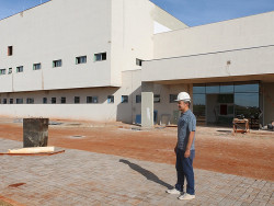 Marçal pede agilidade em obras do Hospital Regional para zerar fila