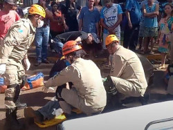 Acidente entre moto e carro deixa motociclista em estado gravíssimo