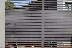 Homem é assassinado a tiros na frente da esposa na noite de domingo