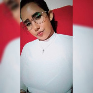 Jovem morre de infecção generalizada após colocar piercing