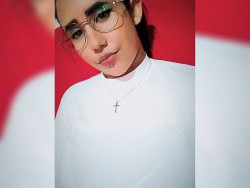 Jovem morre de infecção generalizada após colocar piercing
