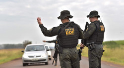 Foragidos da justiça são recapturados pelo DOF em abordagem na estrada