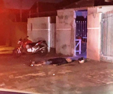 Serralheiro é morto com sete facadas na calçada de “boca” em Dourados