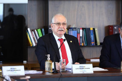 Fachin nega pedido de emedebistas pró-Lula e mantém convenção de Simone