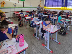 Em Dourados, 33 mil alunos voltam às escolas da rede municipal