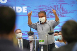 Jornalista terá de pagar indenização de R$ 36 mil a Nelsinho e Reinaldo