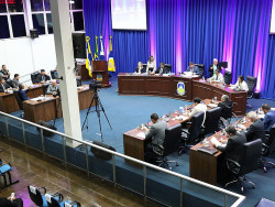 Vereadores aprovam 13 projetos na 26ª sessão ordinária do ano