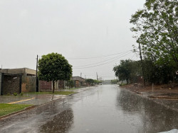 Dourados tem chuva de 6 mm e temperatura cai para 17 graus