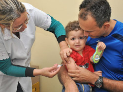 Crianças de 3 e 4 anos já podem tomar 2ª dose da vacina contra covid-19