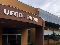 “Mandou eu tirar a calça e deitar no chão”, conta estudante estuprada