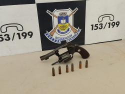 Passageira encontra arma dentro de ônibus e aciona Guarda Municipal