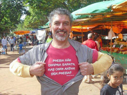 Poeta Emmanuel Marinho recebe Prêmio Ildefonso Ribeiro no dia 29