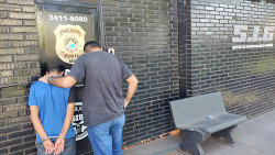 Acusado de mais de 50 crimes é preso após furtar mala em estacionamento