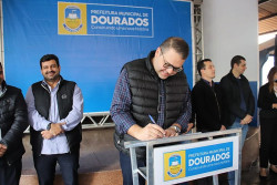 Alan autoriza construção de salas de informática em 24 escolas