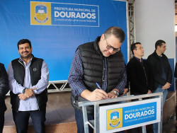 Alan autoriza construção de salas de informática em 24 escolas