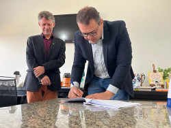 Prefeitura de Dourados firma convênio inédito com a UFGD