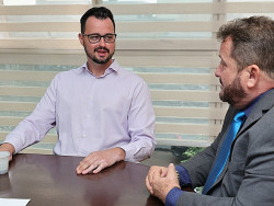 Laudir Munaretto assume compromisso com biomédicos