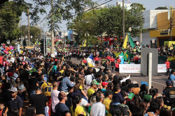 Desfile da Independência reúne 40 mil e bate recorde em Dourados